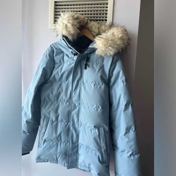 ARITZIA - THE POWDER PARKA SHORT - SERENE BLUE - Picture 2 of 10